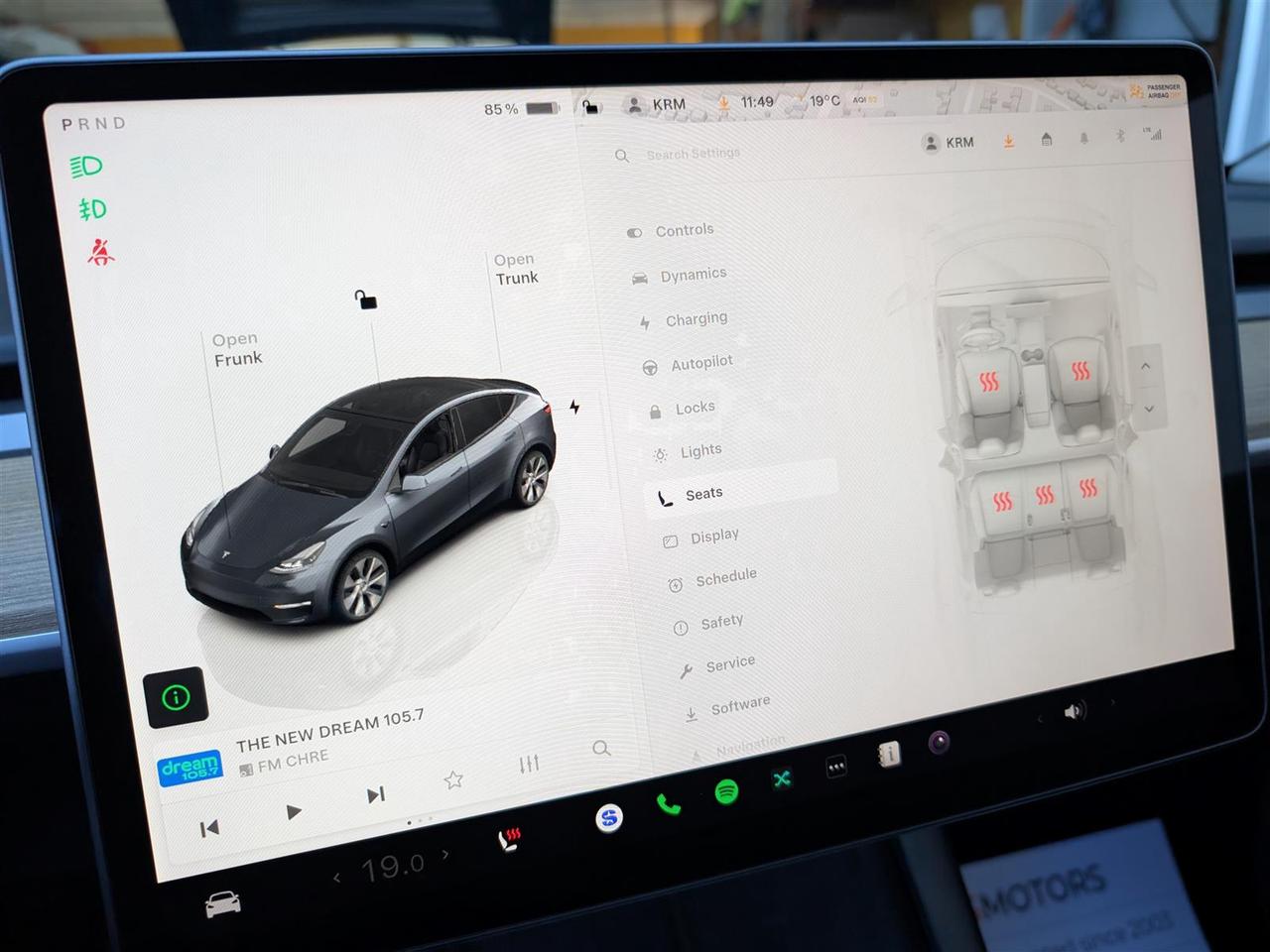2023 Tesla Model Y LONG RANGE AWD - DUAL MOTOR Photo