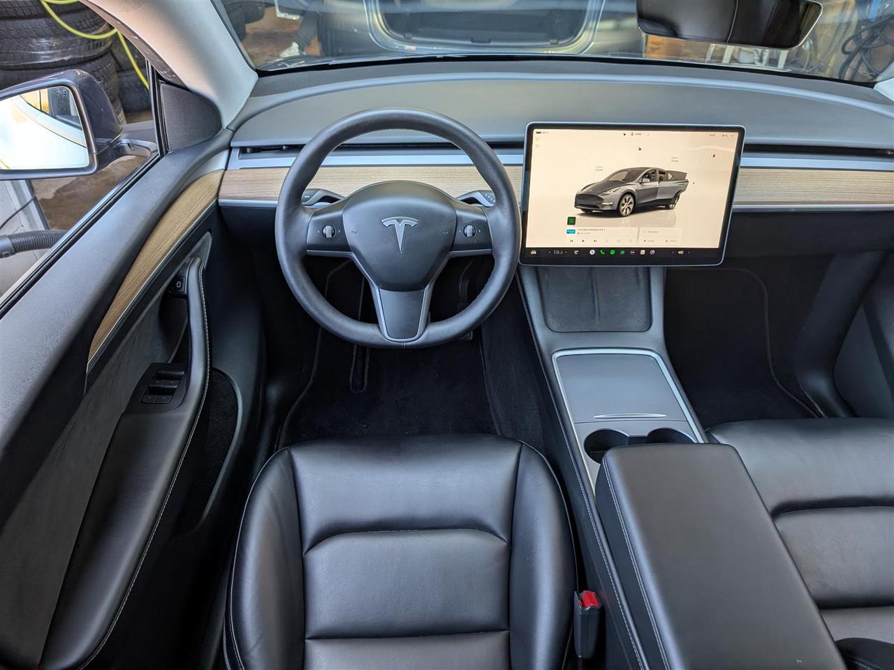 2023 Tesla Model Y LONG RANGE AWD - DUAL MOTOR Photo