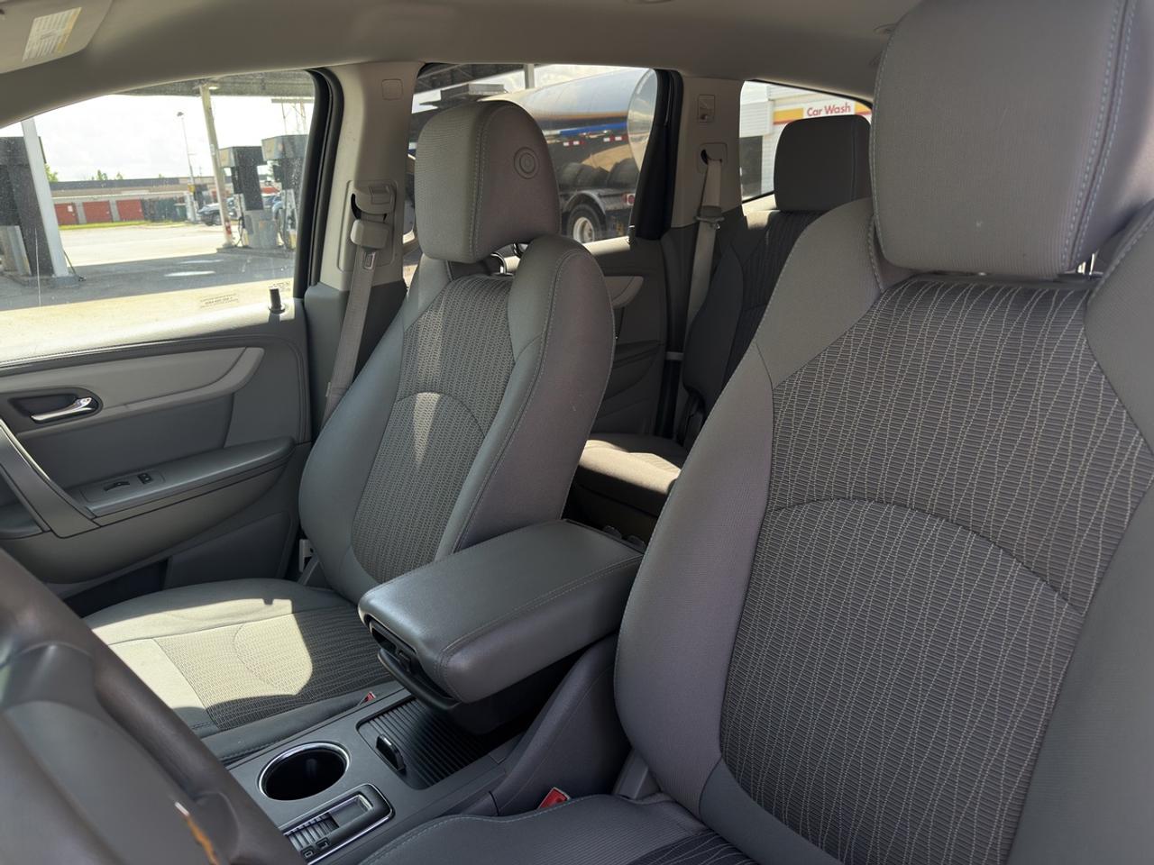 2016 Chevrolet Traverse LS - ONE OWNER VEHICLE Photo