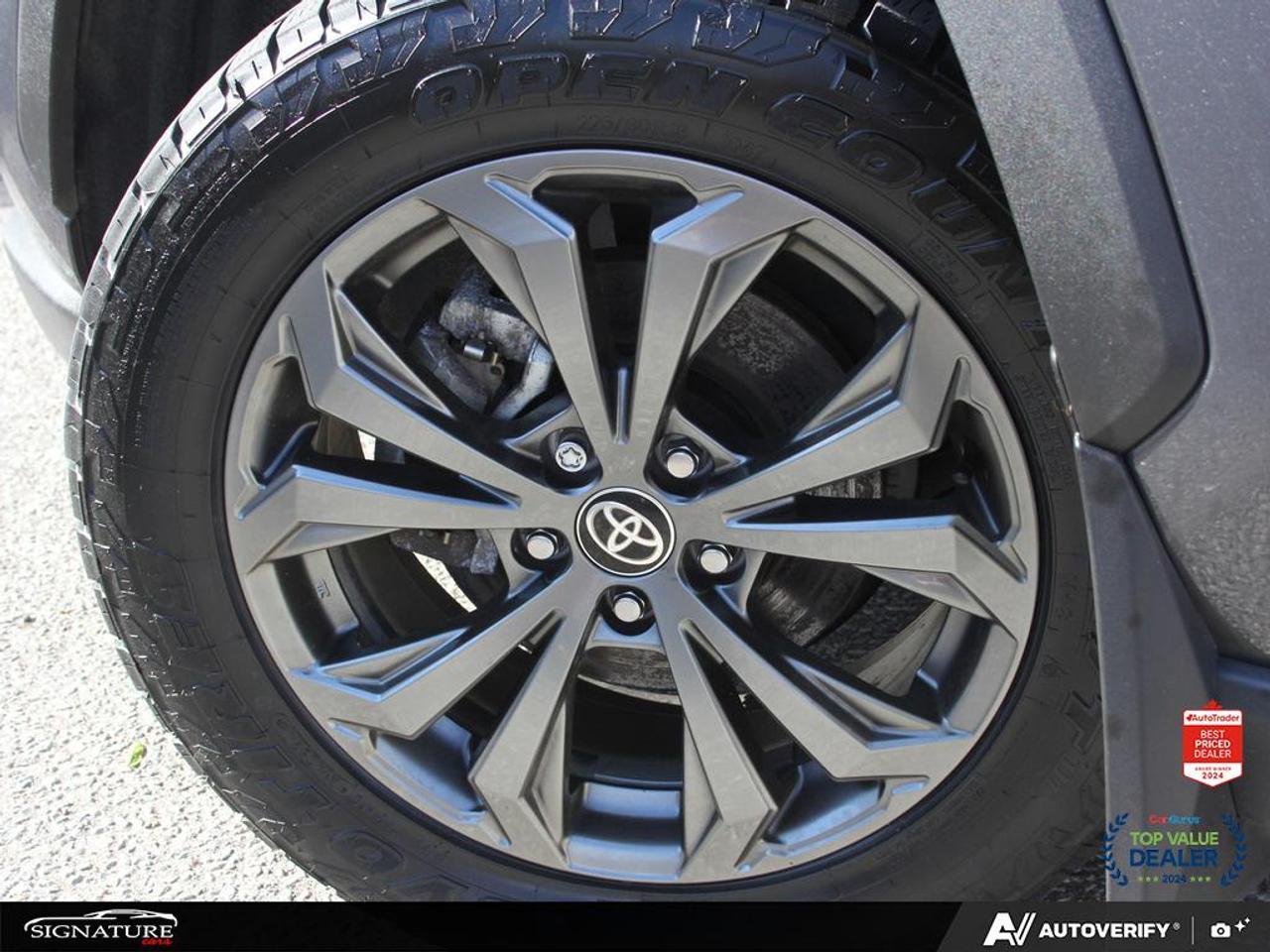 2025 Toyota RAV4 XLE Premium AWD No Accident Photo