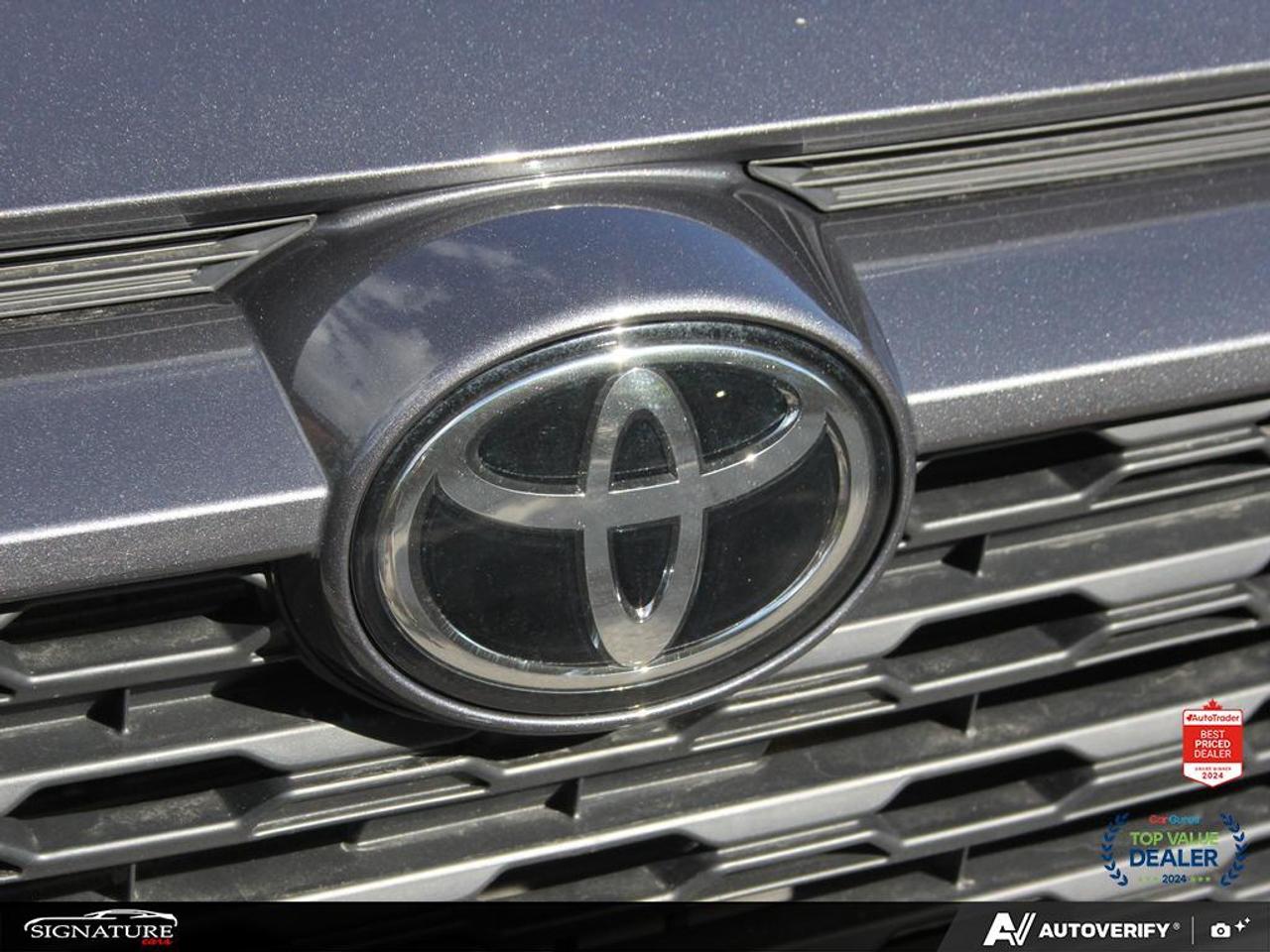 2025 Toyota RAV4 XLE Premium AWD No Accident Photo