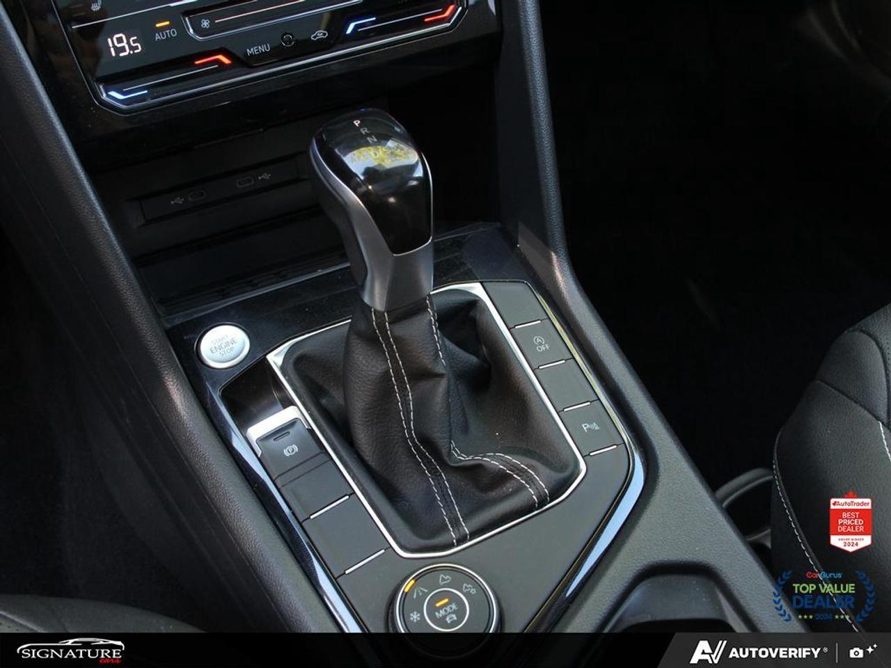 2025 Volkswagen Taos Highline No Accident Panoroof Navigation Photo