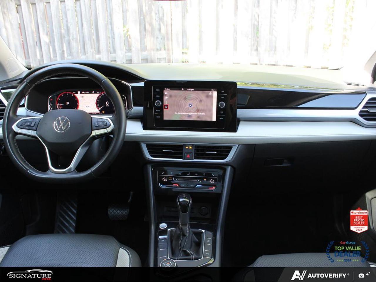 2025 Volkswagen Taos Highline No Accident Panoroof Navigation Photo