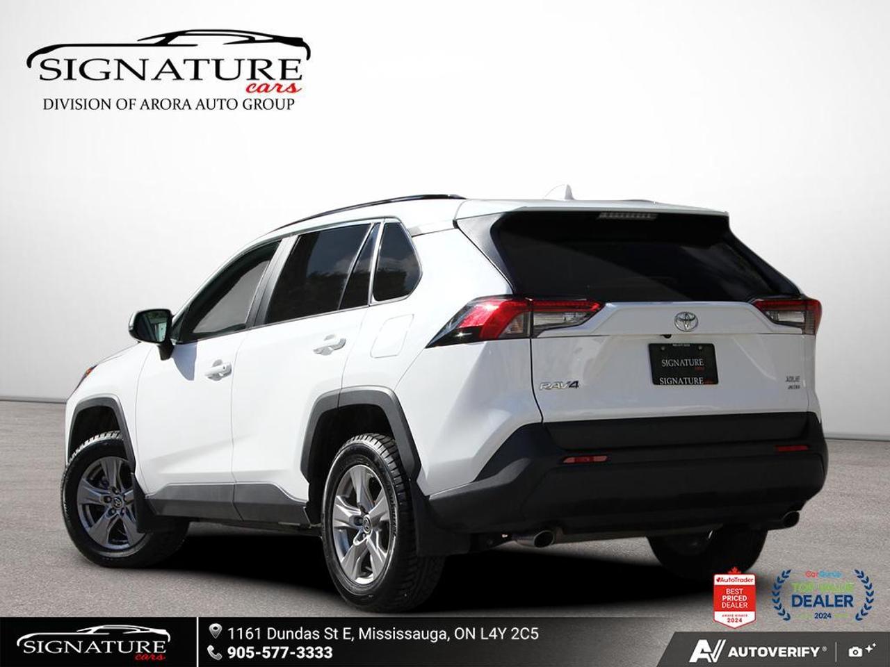 2025 Toyota RAV4 XLE AWD No Accident Sunroof Carplay BSM Photo3