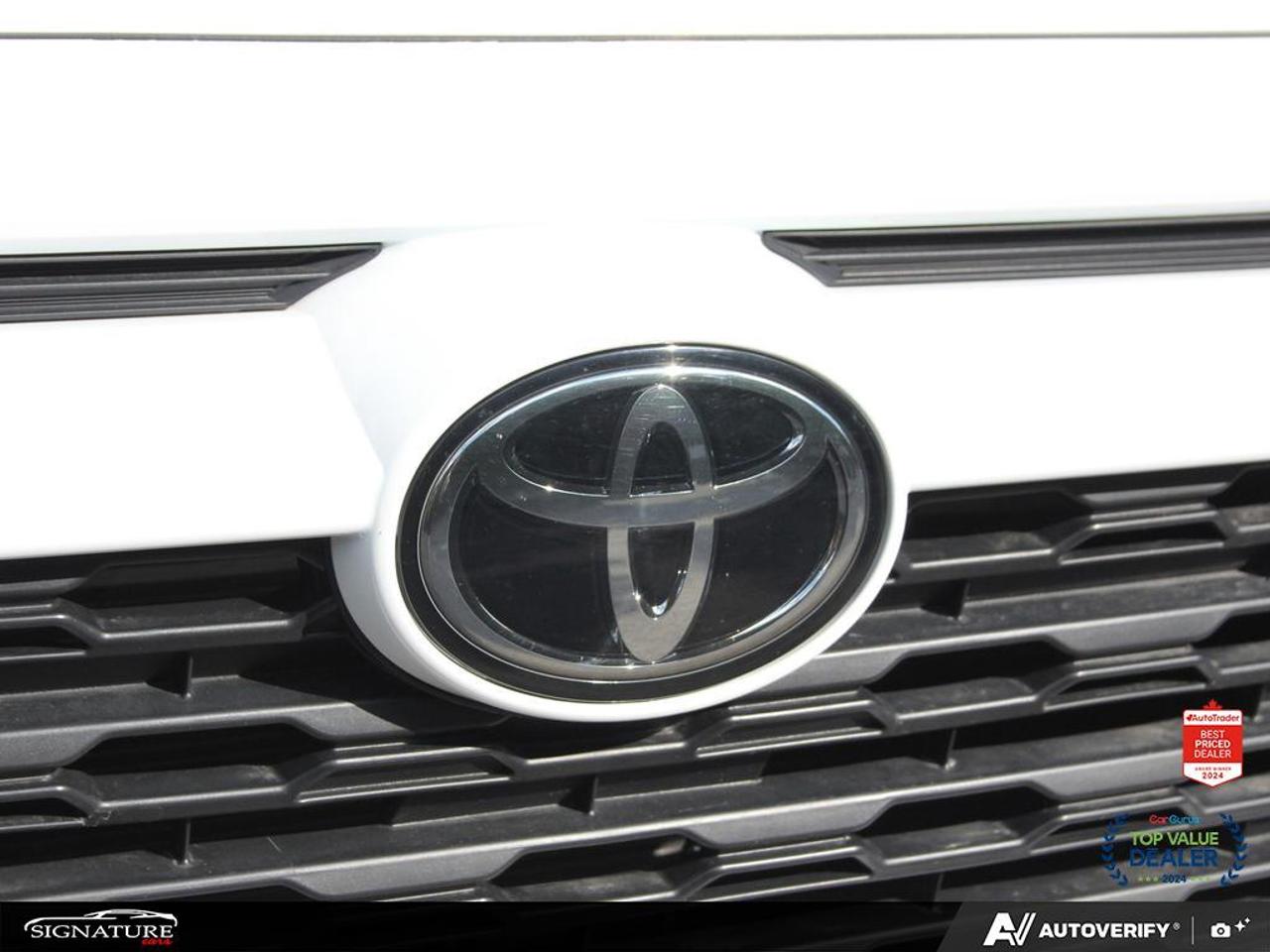 2025 Toyota RAV4 XLE AWD No Accident Sunroof Carplay BSM Photo
