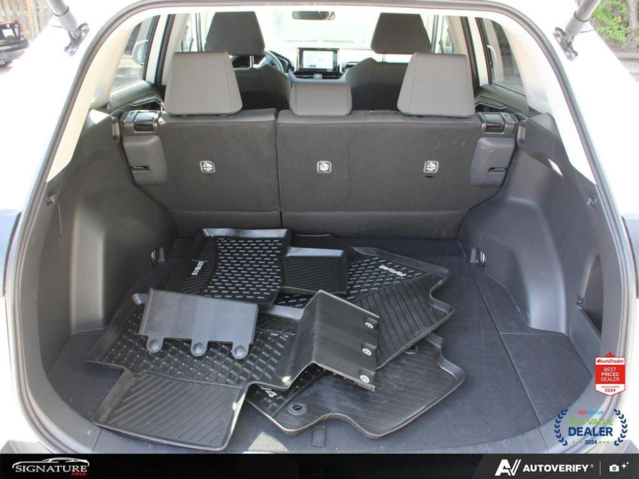 2025 Toyota RAV4 XLE AWD No Accident Sunroof Carplay BSM Photo