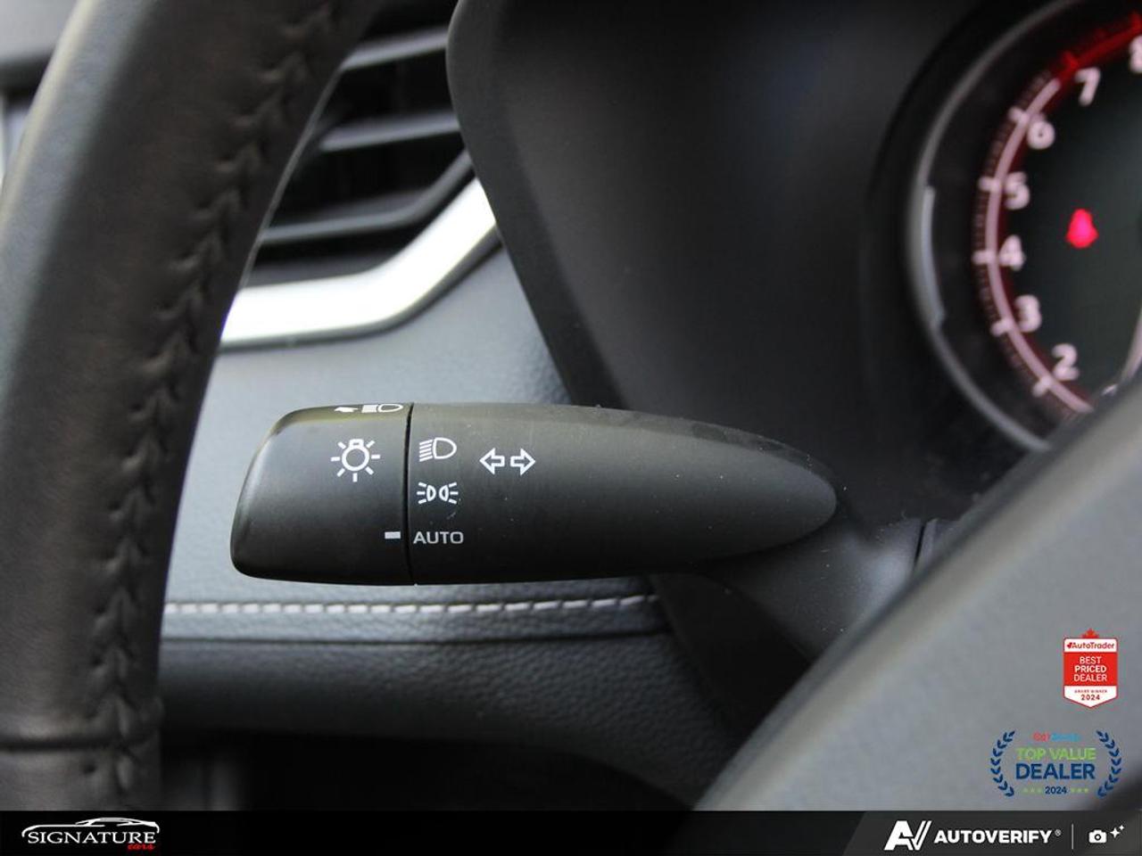 2025 Toyota RAV4 XLE AWD No Accident Sunroof Carplay BSM Photo