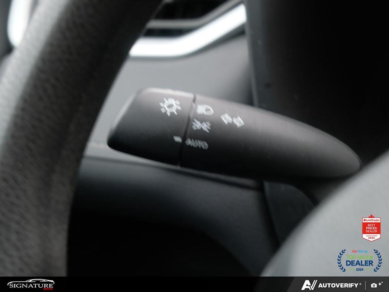 2021 Toyota RAV4 LE No Accident Carplay BSM Htd Seats Photo