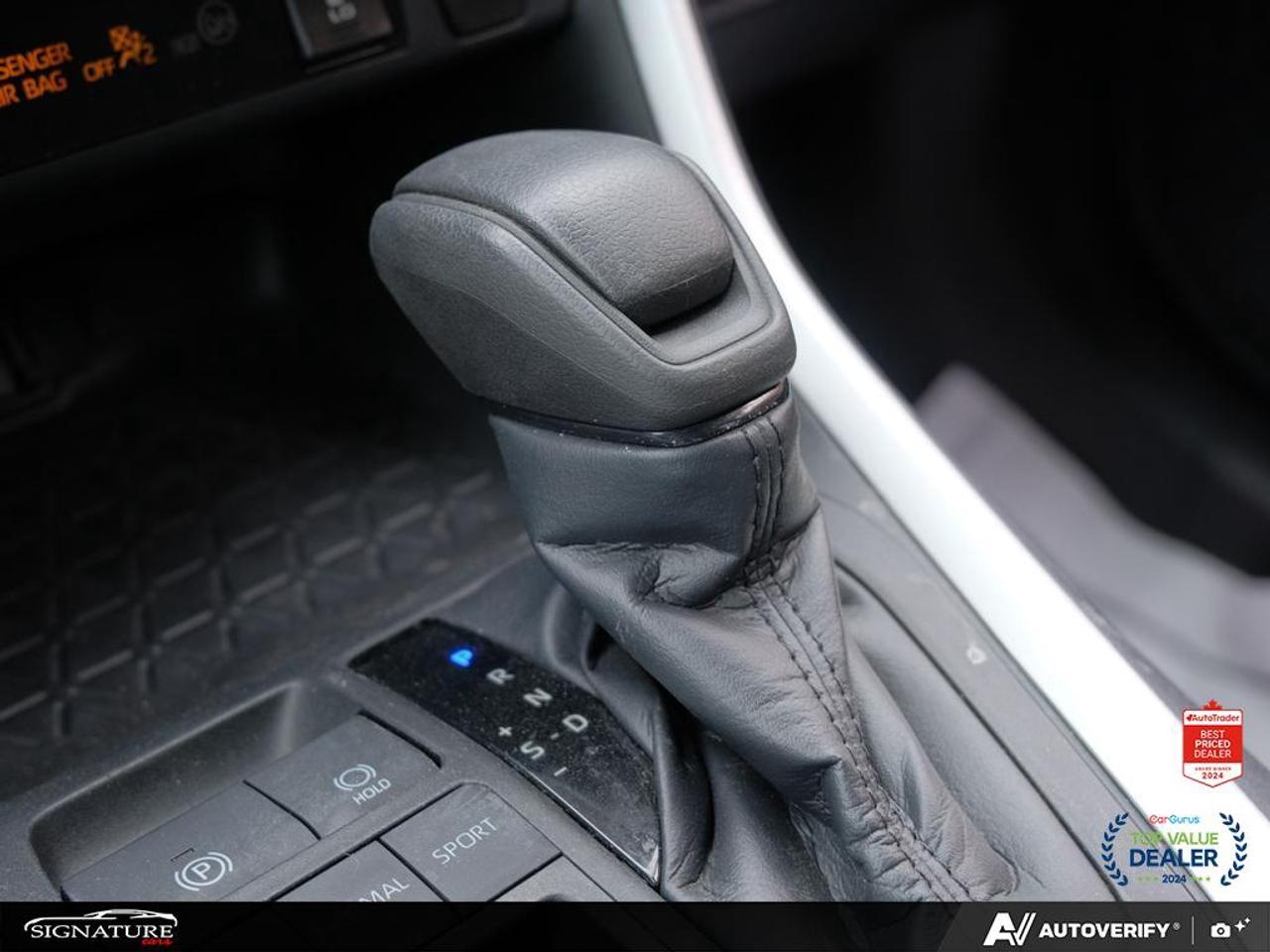 2021 Toyota RAV4 LE No Accident Carplay BSM Htd Seats Photo