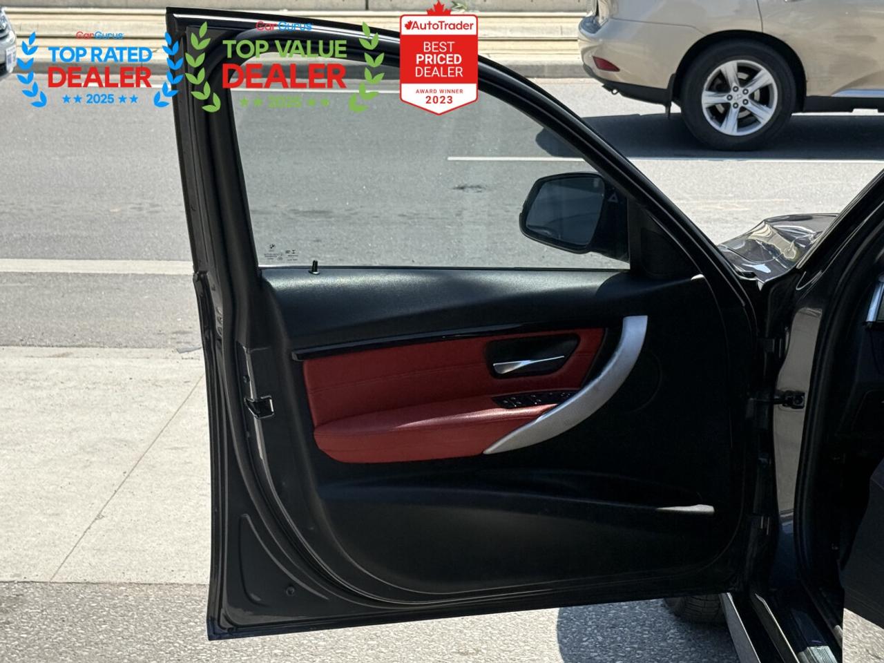 2018 BMW 3 Series 330i //M PKG | SUNROOF | RED LEATHER | CARPLAY Photo