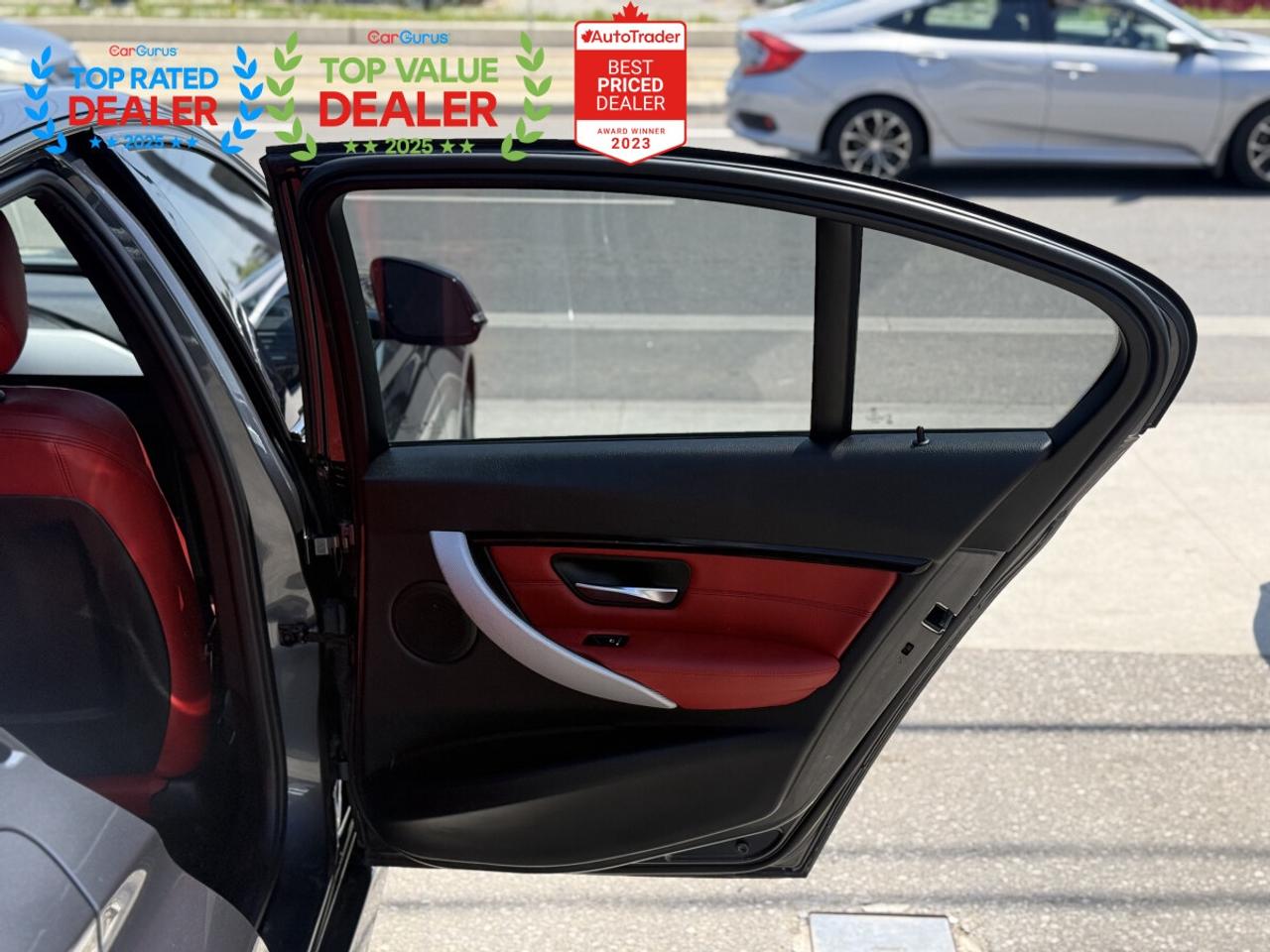 2018 BMW 3 Series 330i //M PKG | SUNROOF | RED LEATHER | CARPLAY Photo