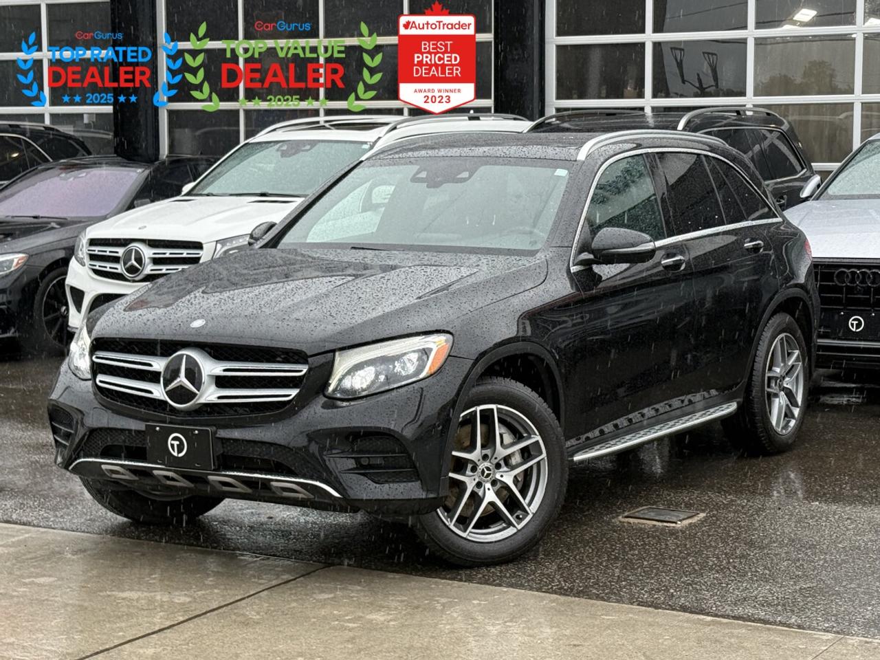 2017 Mercedes-Benz GLC-Class 300 //AMG PKG | PANO | LOADED Photo3