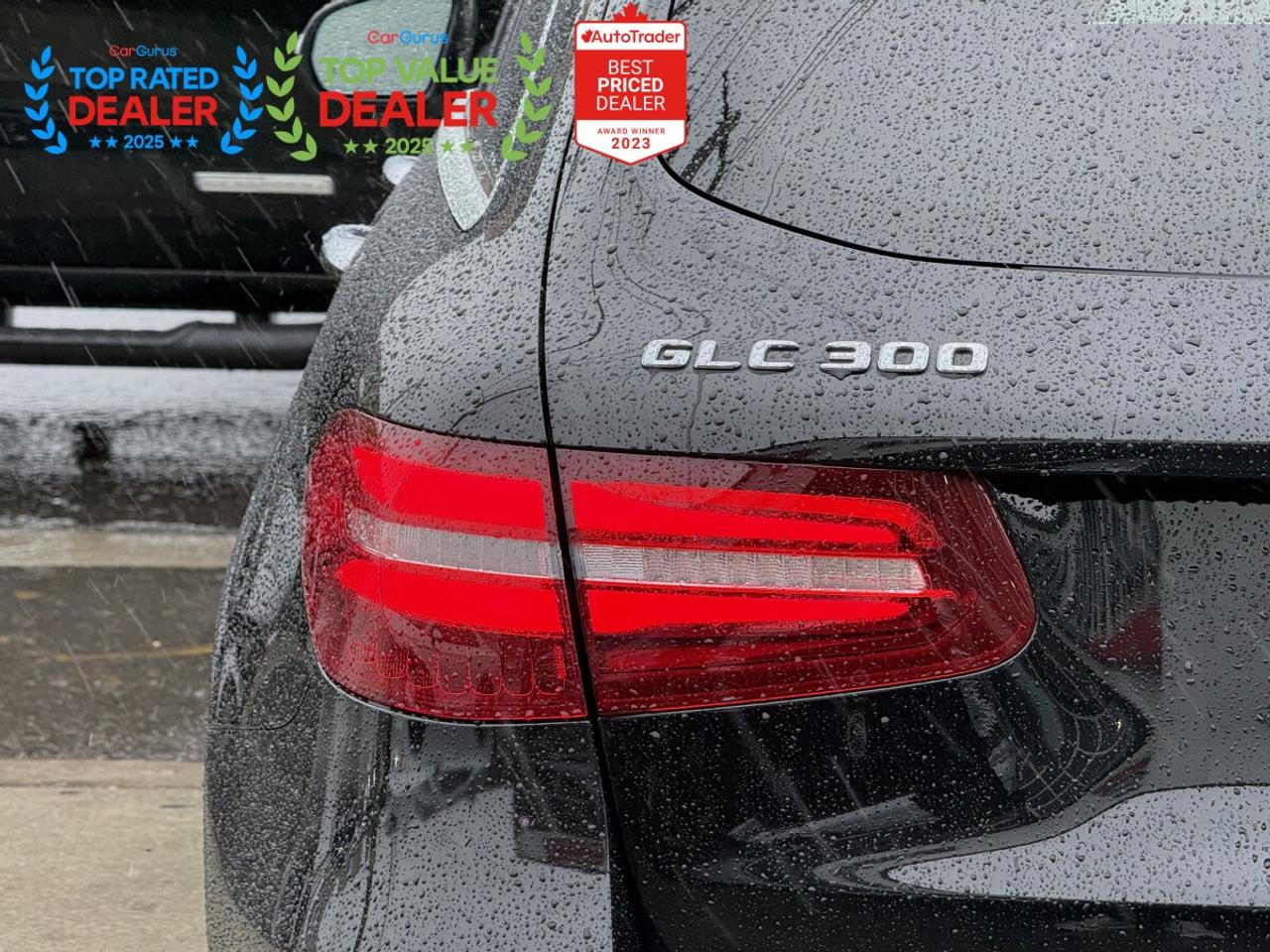 2017 Mercedes-Benz GLC-Class 300 //AMG PKG | PANO | LOADED Photo