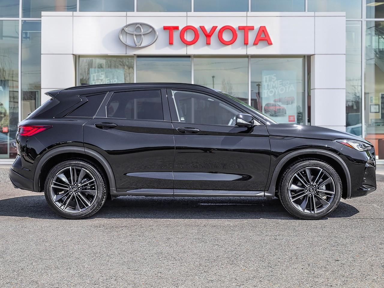 2025 Infiniti QX50 Sport BOSE PREMIUM AUDIO-HEATED AND COOLED LEATHER SEATS-HEATED STEERING WHEEL-MOONROOF- Photo