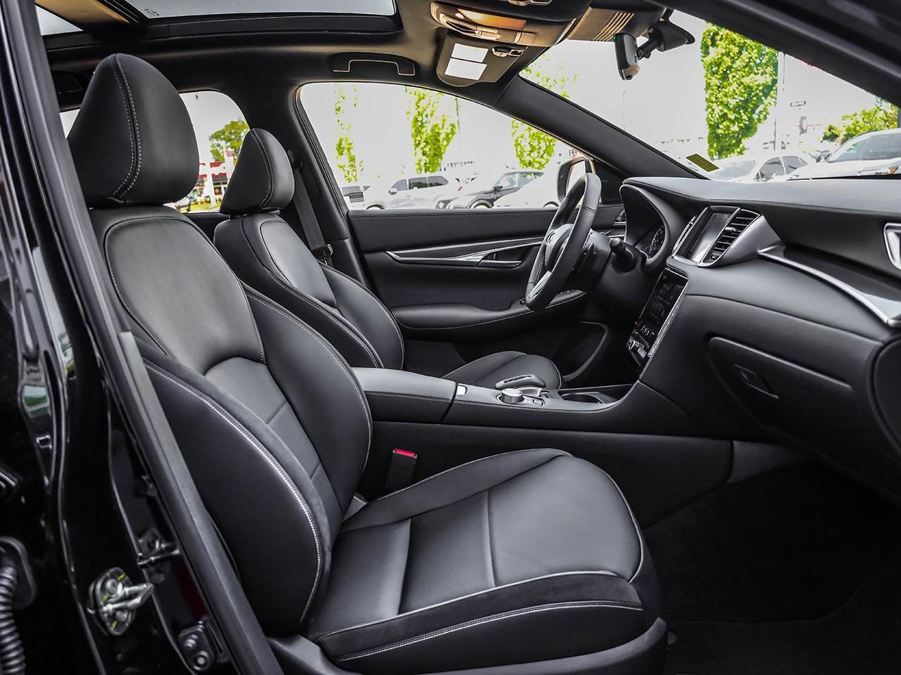 2025 Infiniti QX50 Sport BOSE PREMIUM AUDIO-HEATED AND COOLED LEATHER SEATS-HEATED STEERING WHEEL-MOONROOF- Photo