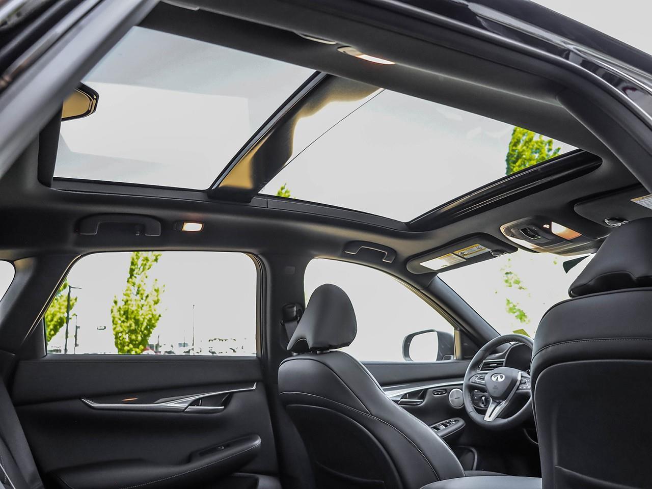 2025 Infiniti QX50 Sport BOSE PREMIUM AUDIO-HEATED AND COOLED LEATHER SEATS-HEATED STEERING WHEEL-MOONROOF- Photo