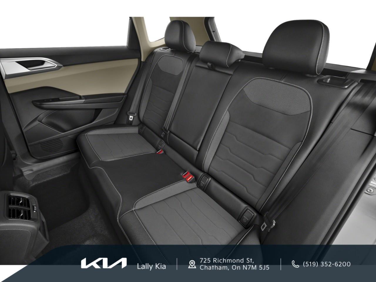 2025 Volkswagen Taos Comfortline Photo