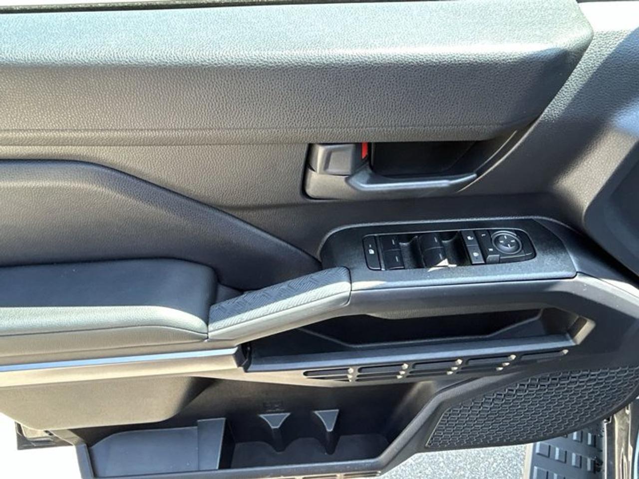 2025 Toyota 4Runner SR5 4WD Photo