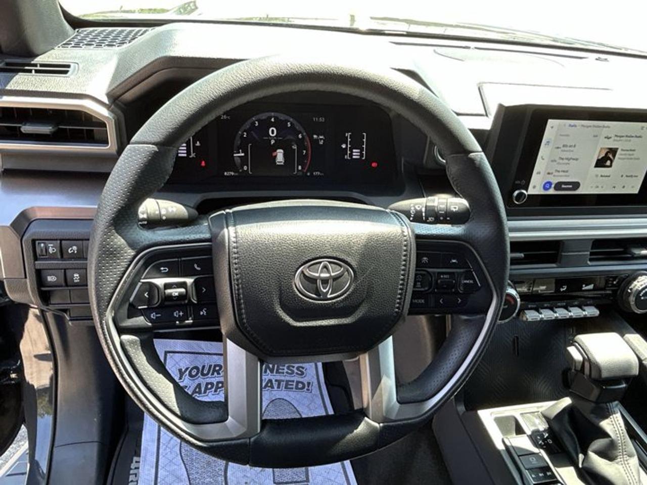 2025 Toyota 4Runner SR5 4WD Photo