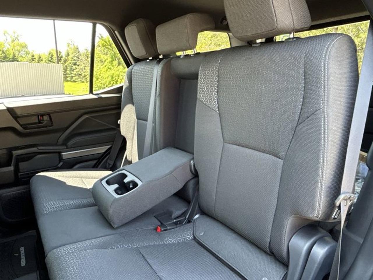 2025 Toyota 4Runner SR5 4WD Photo