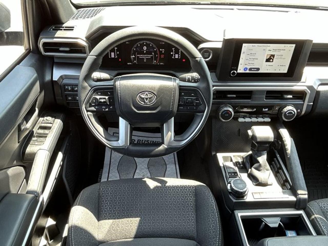 2025 Toyota 4Runner SR5 4WD Photo