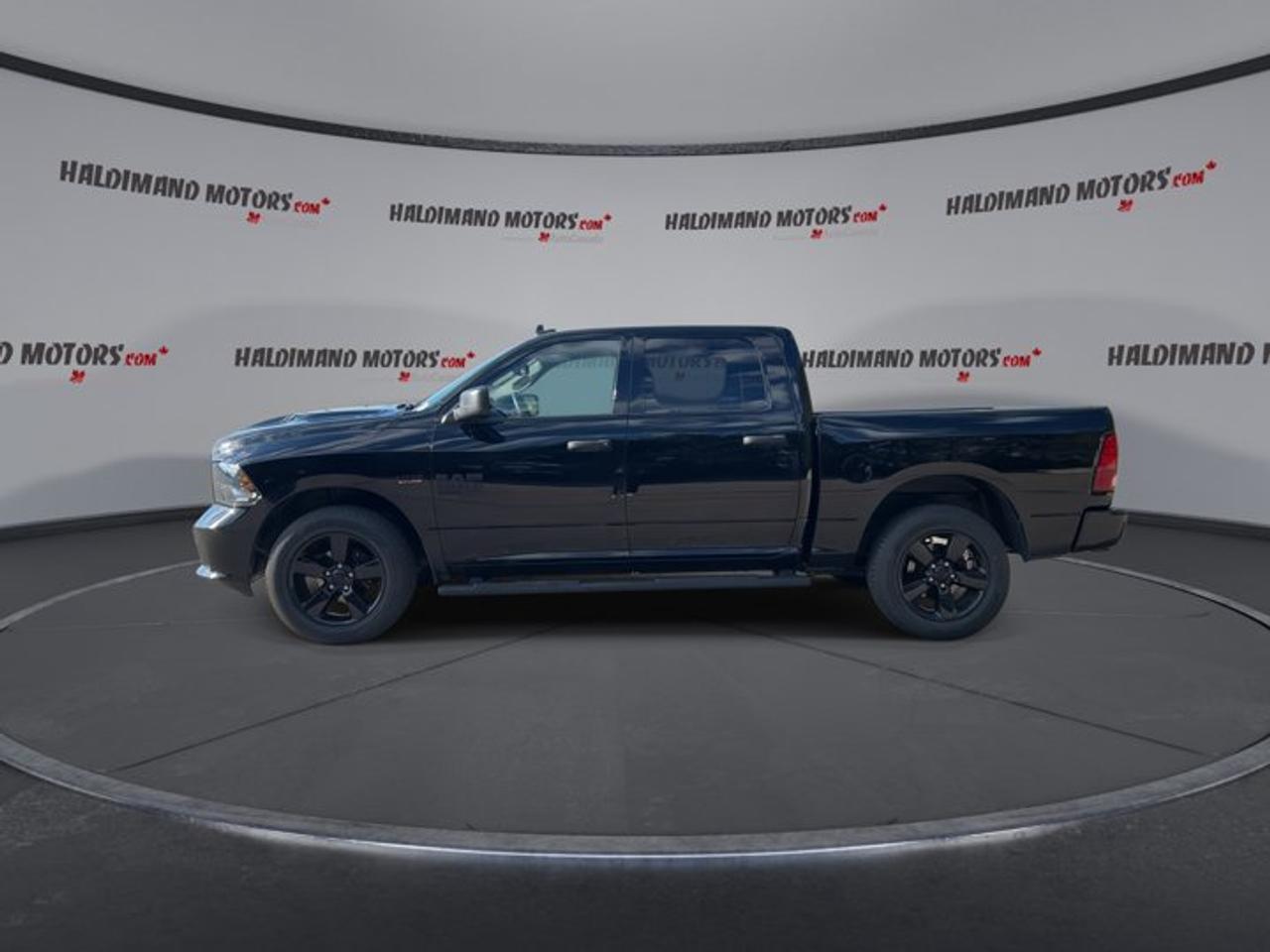 2023 RAM 1500 Classic Express Crew Cab 5'7 Box 4x4 | One Owner | No Accidents Photo