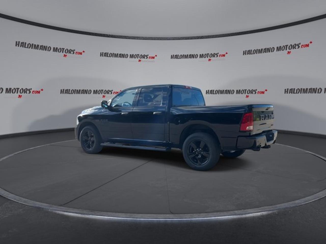2023 RAM 1500 Classic Express Crew Cab 5'7 Box 4x4 | One Owner | No Accidents Photo