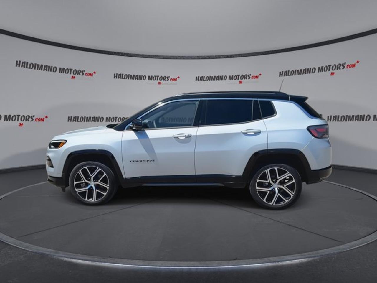 2024 Jeep Compass Limited 4x4 | No Accidents | Leather Seats | 360 Camera Photo