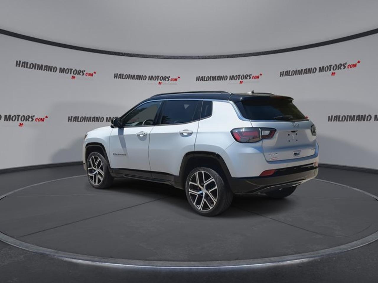 2024 Jeep Compass Limited 4x4 | No Accidents | Leather Seats | 360 Camera Photo