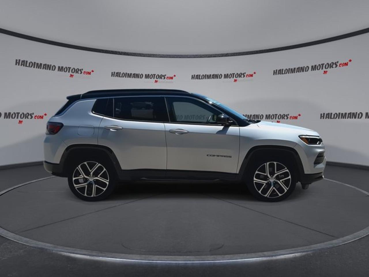 2024 Jeep Compass Limited 4x4 | No Accidents | Leather Seats | 360 Camera Photo
