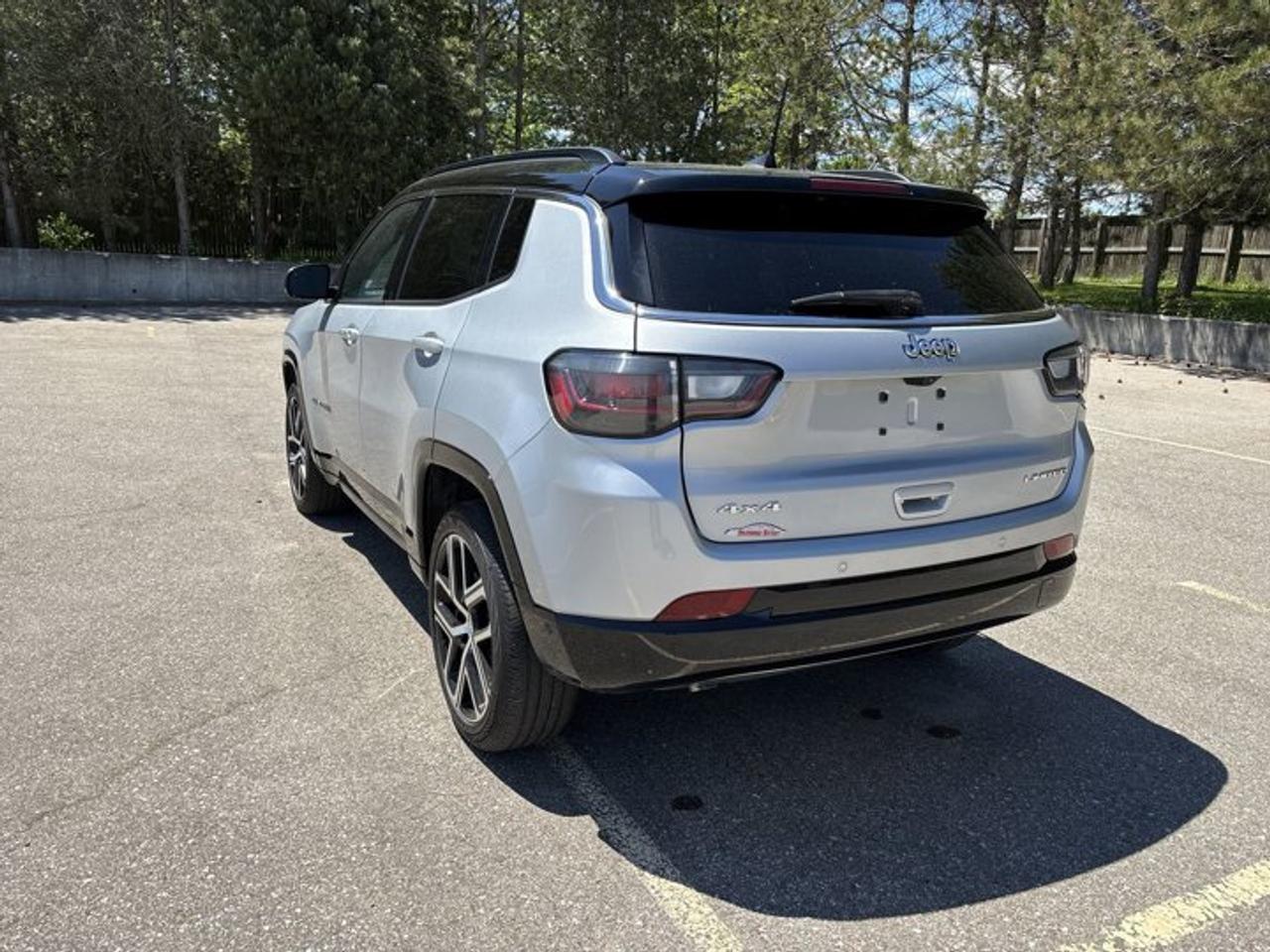 2024 Jeep Compass Limited 4x4 | No Accidents | Leather Seats | 360 Camera Photo