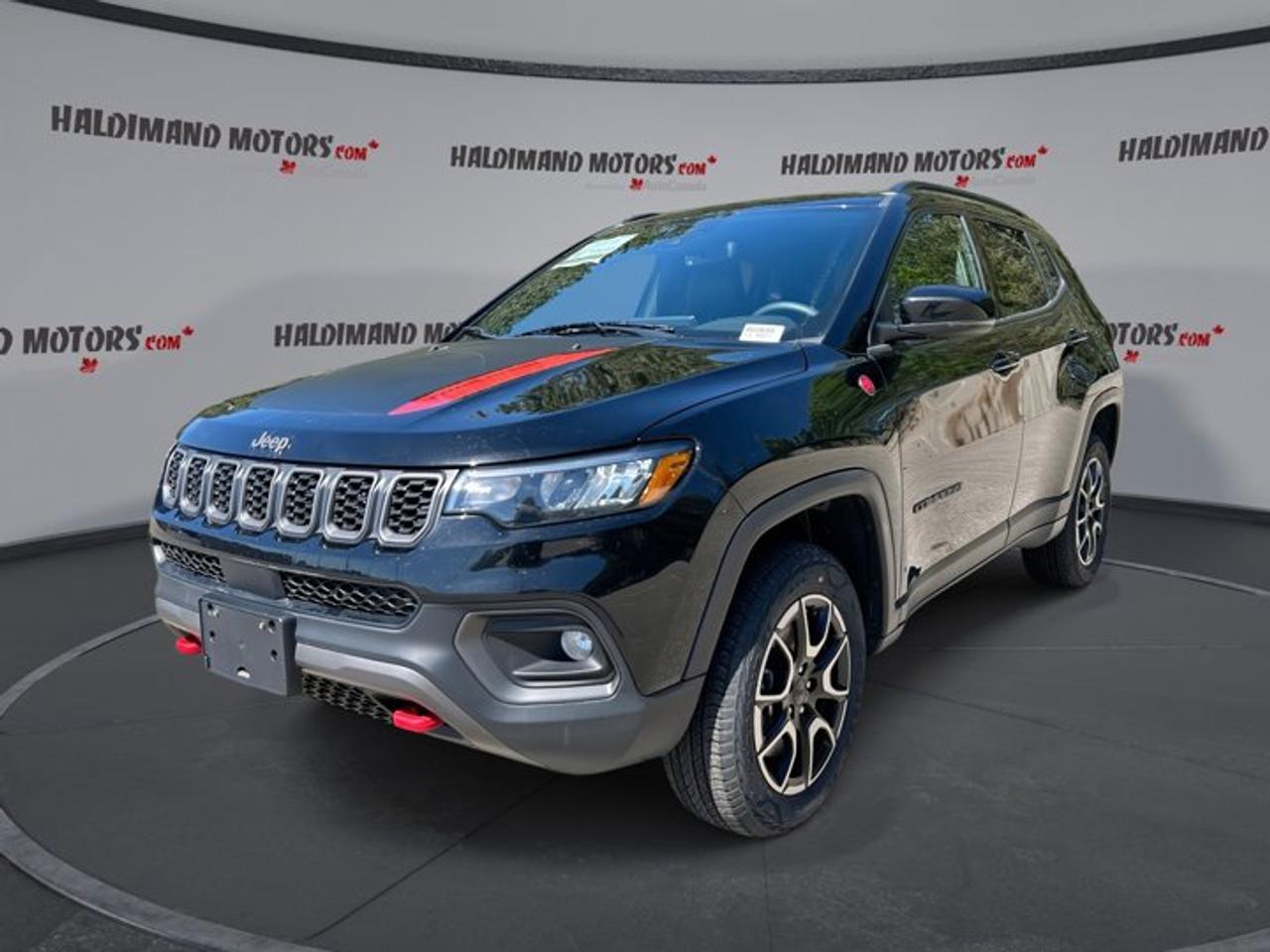 2024 Jeep Compass Trailhawk 4x4 | Panoramic Sunroof | Heated Steering Photo