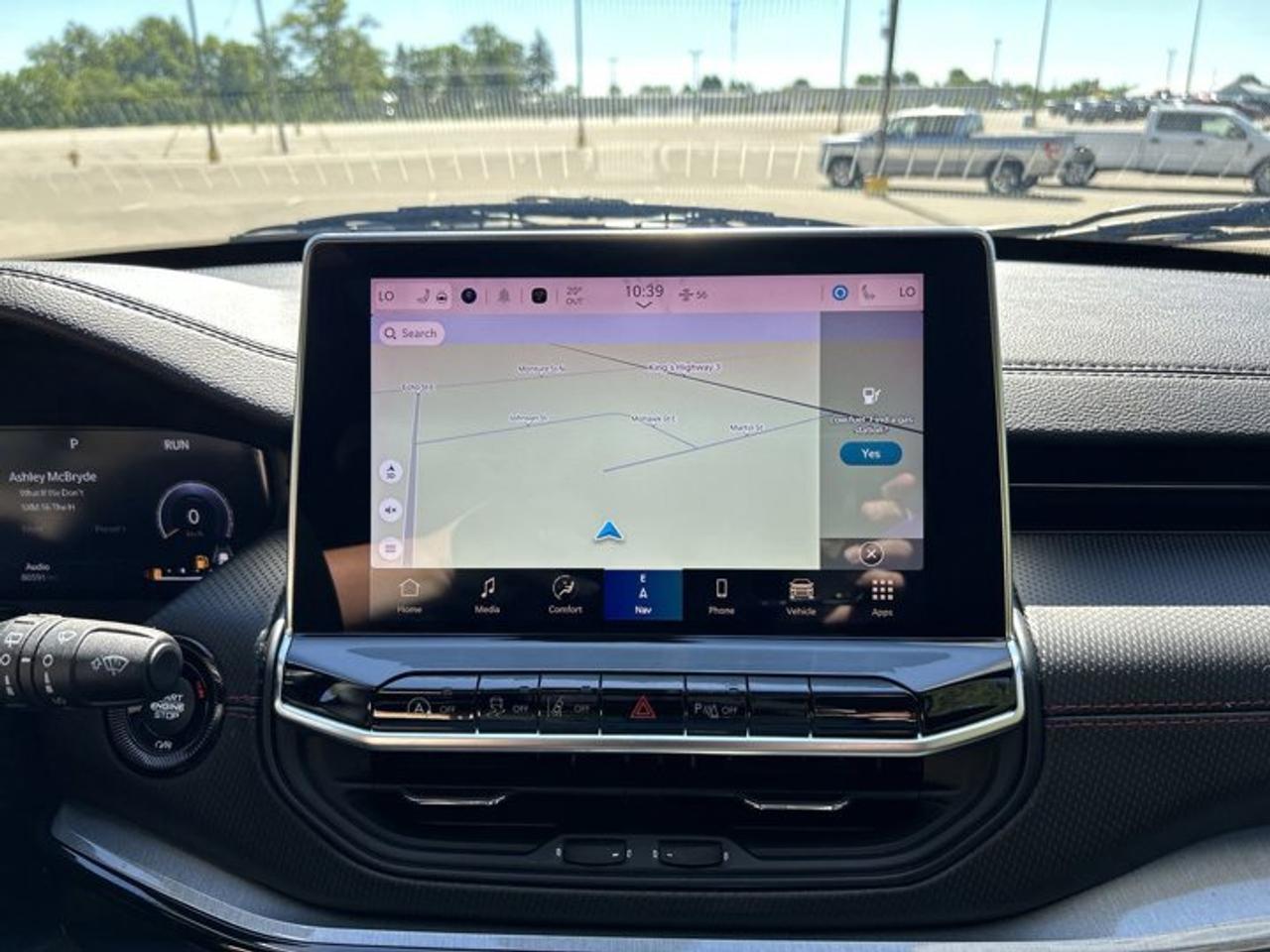 2024 Jeep Compass Trailhawk 4x4 | Panoramic Sunroof | Heated Steering Photo