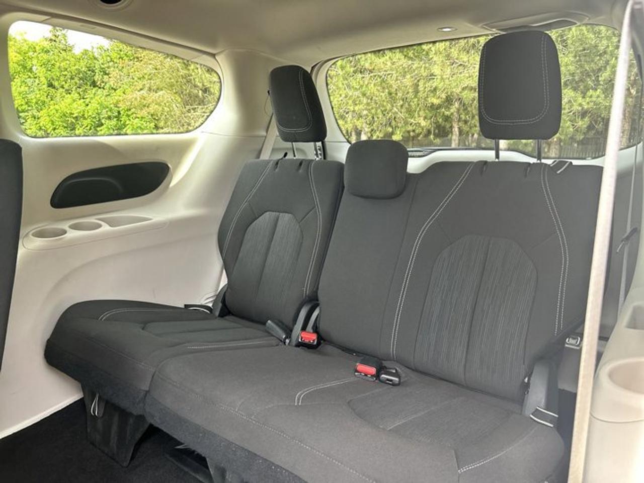 2024 Dodge Grand Caravan SXT 2WD Photo