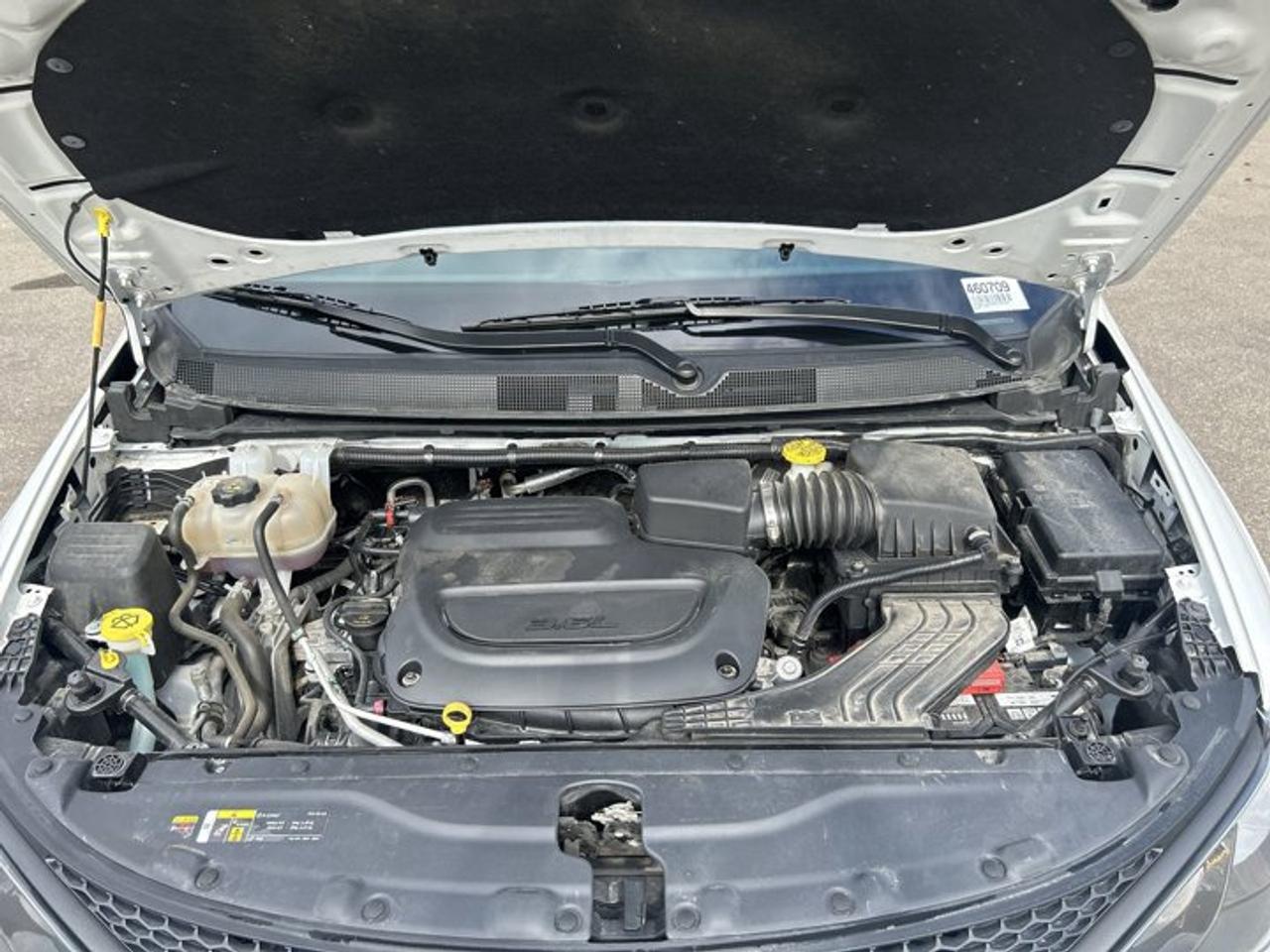 2024 Dodge Grand Caravan SXT 2WD Photo