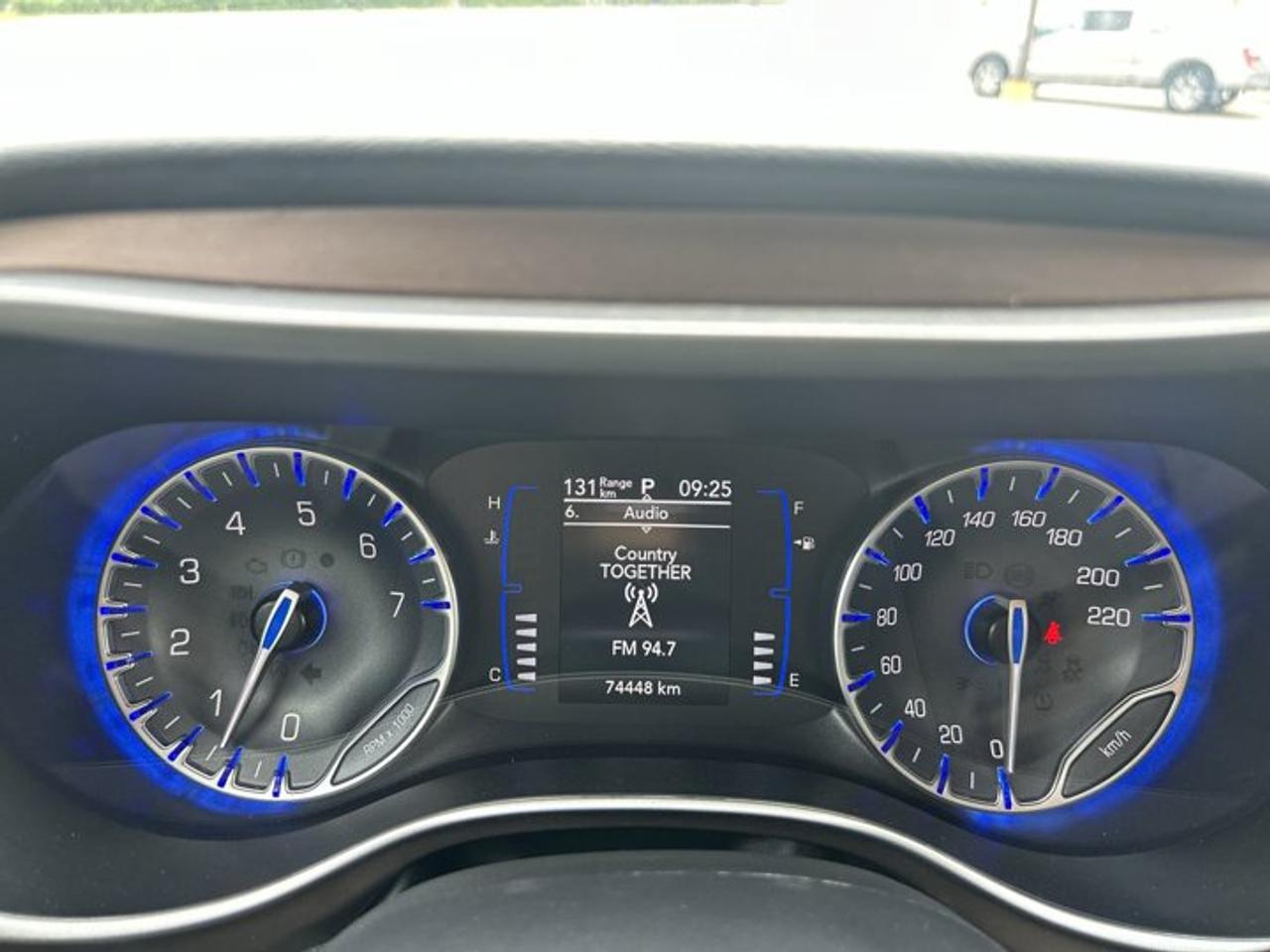 2024 Dodge Grand Caravan SXT 2WD Photo