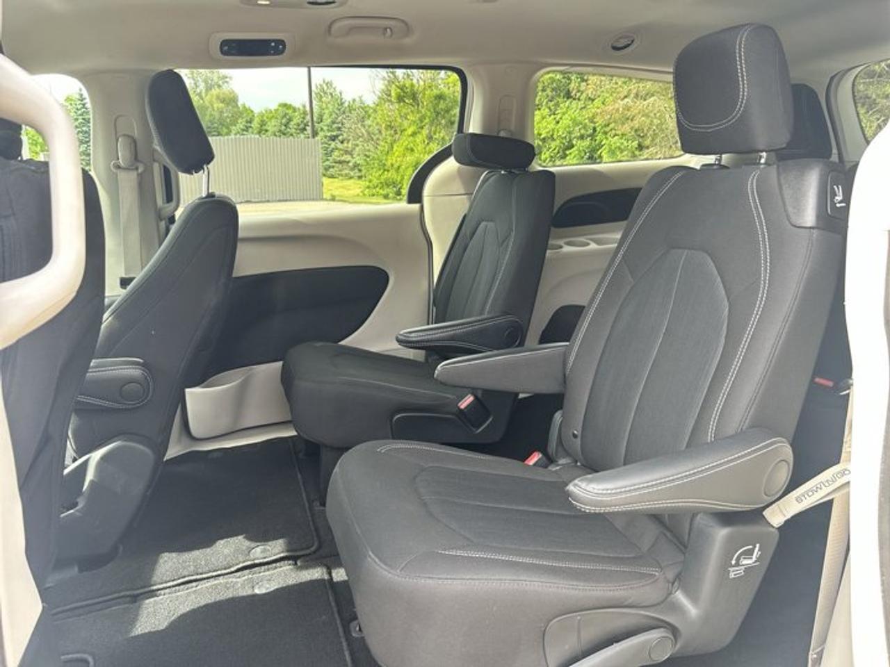 2024 Dodge Grand Caravan SXT 2WD Photo