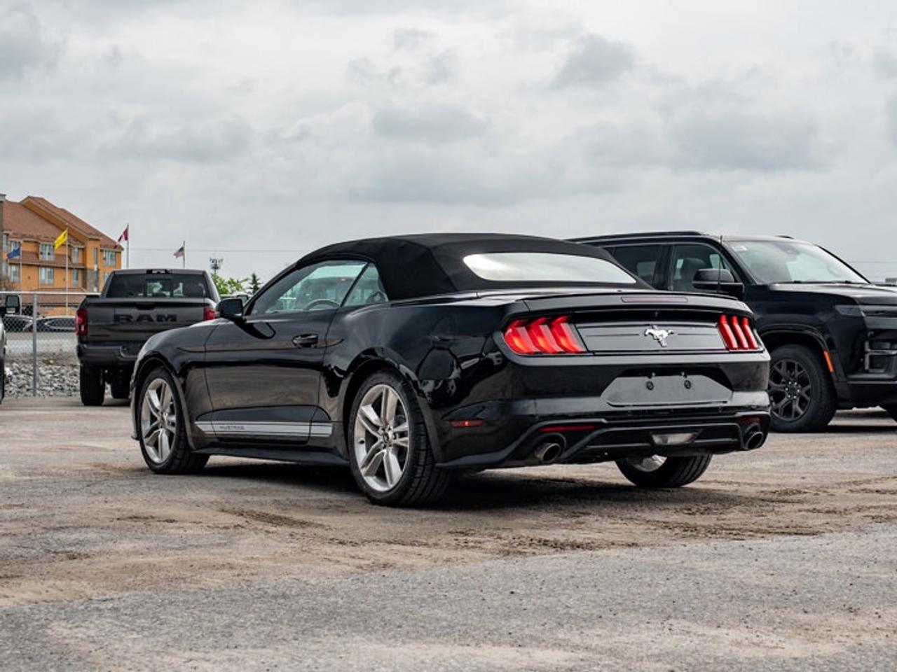 2021 Ford Mustang I4CV Photo
