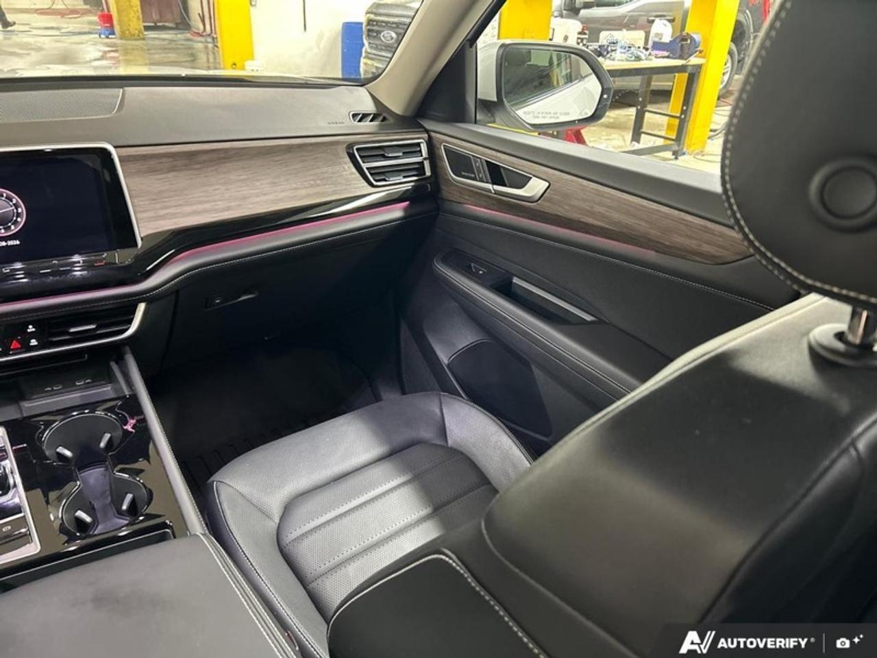 2024 Volkswagen Atlas Highline 2.0 TSI  - Navigation Photo