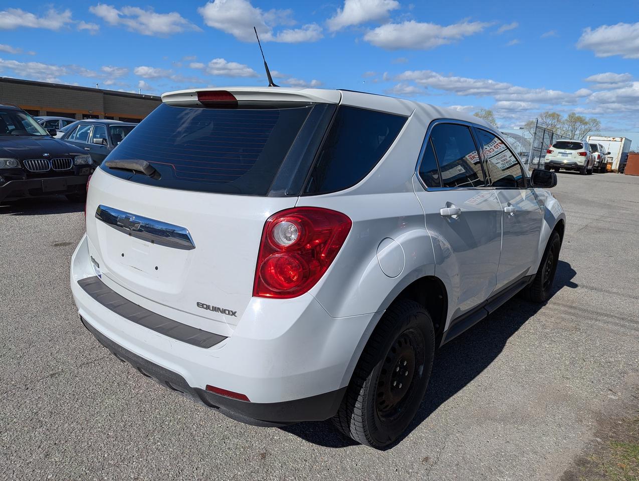 2011 Chevrolet Equinox "CLEAN no ACCIDENTS" certified + FREE 6M warranty Photo1