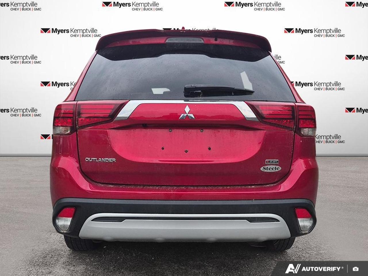 2020 Mitsubishi Outlander  Photo