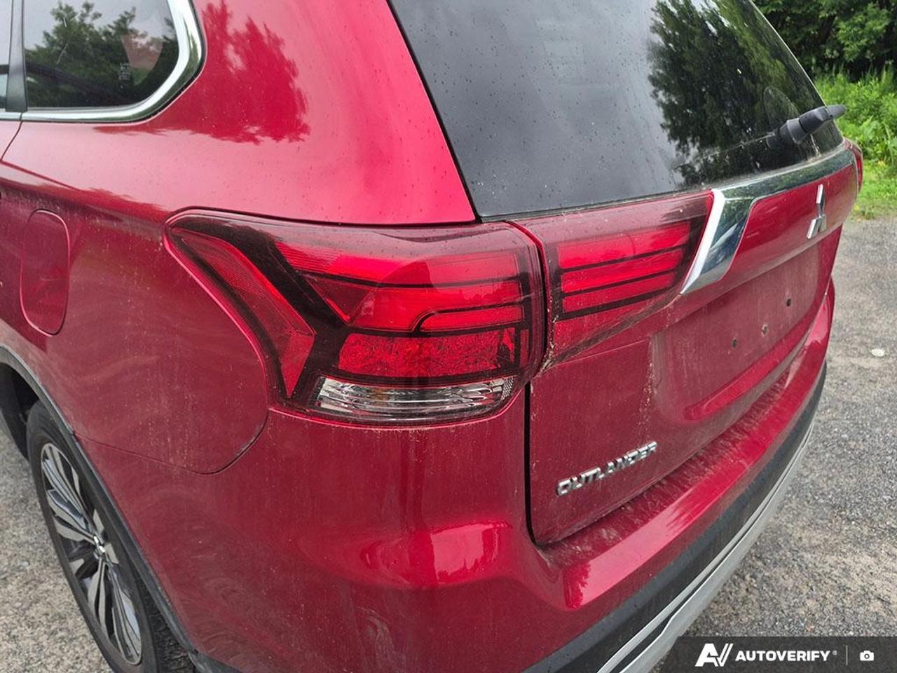2020 Mitsubishi Outlander  Photo