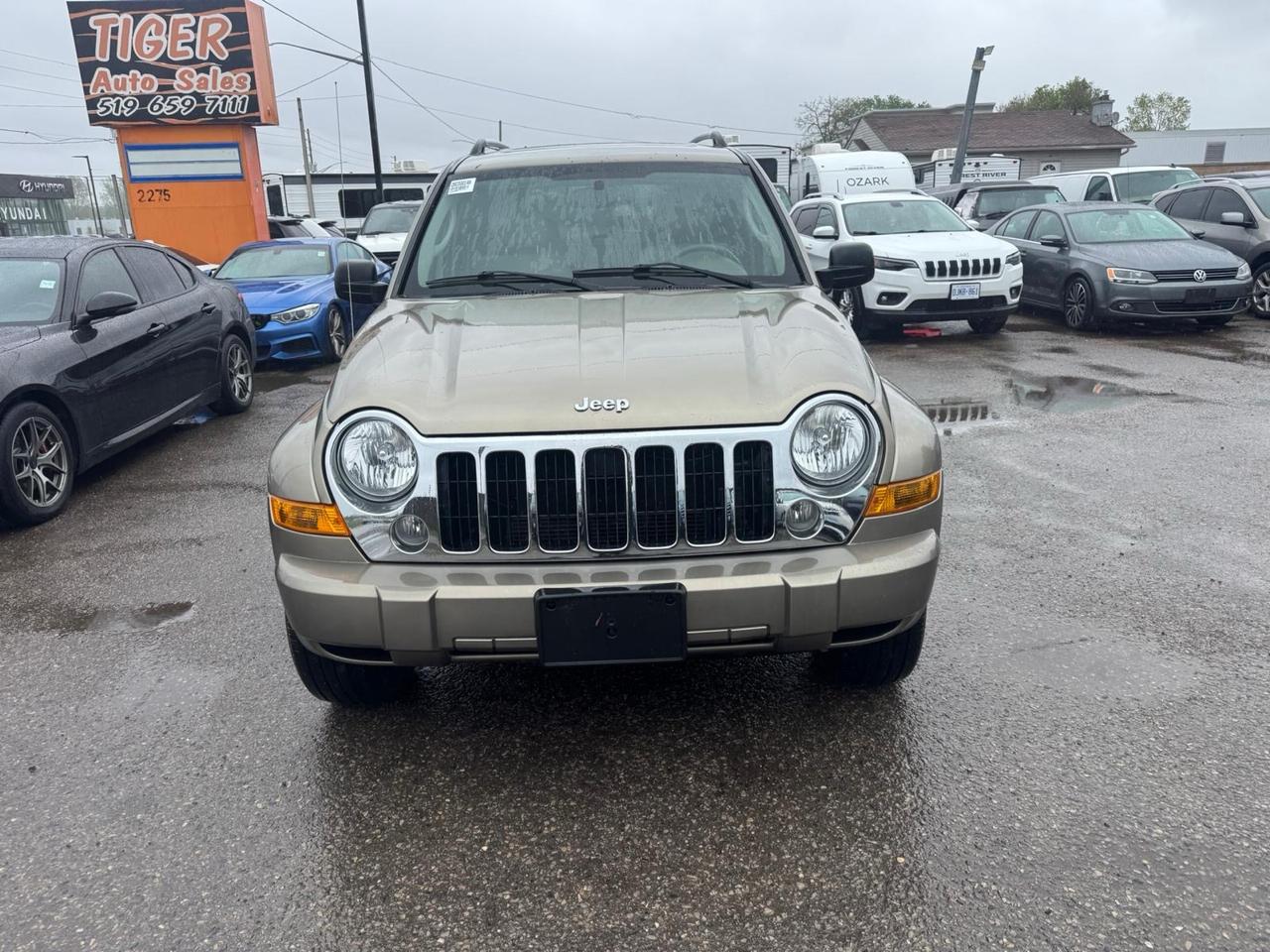 2007 Jeep Liberty AS IS, Limited Edition, ONLY 81KMS, RUNS WELL, Photo