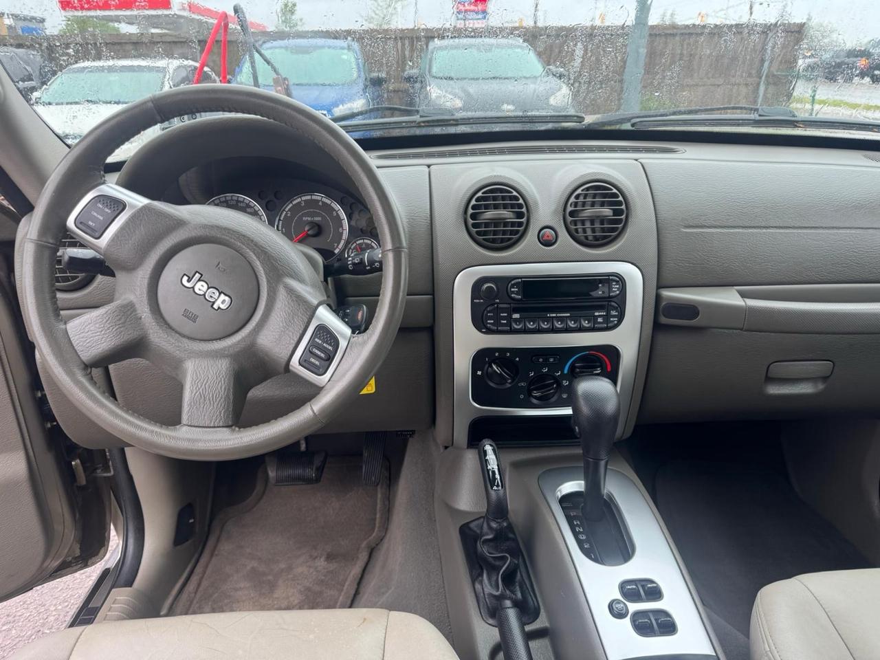 2007 Jeep Liberty AS IS, Limited Edition, ONLY 81KMS, RUNS WELL, Photo