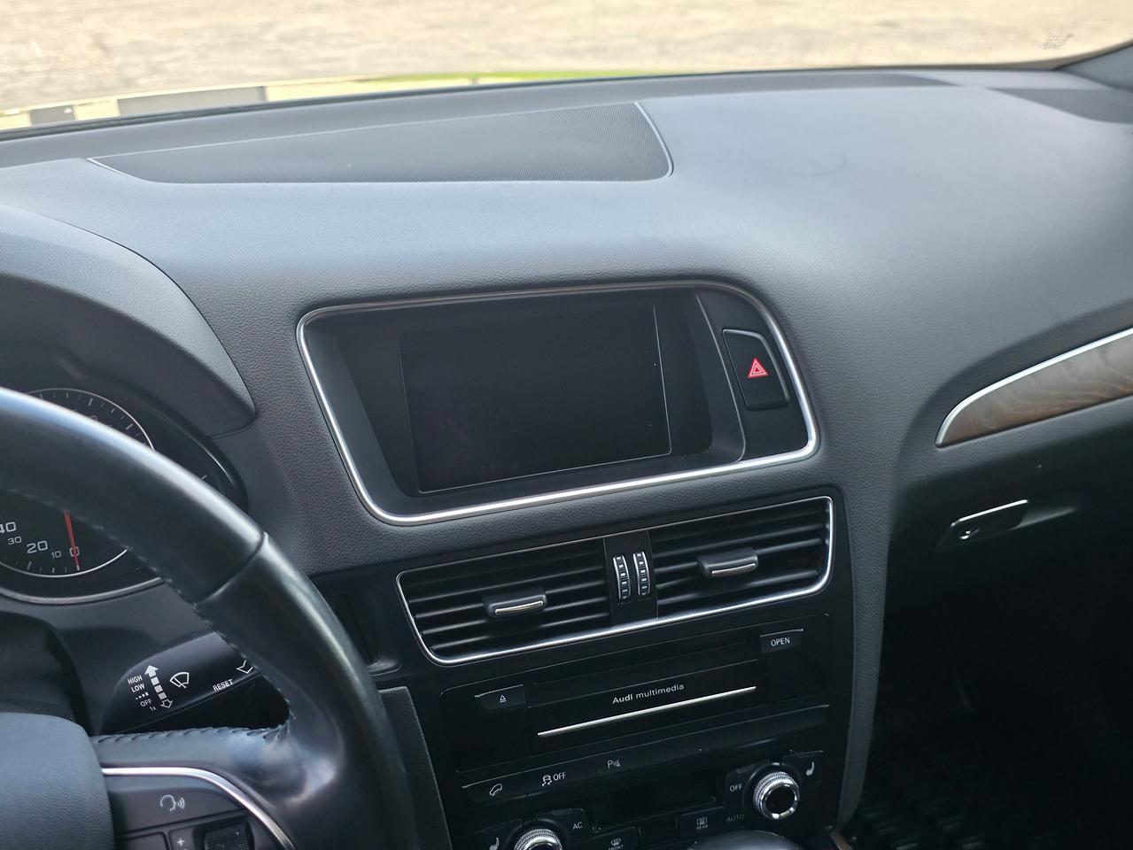 2013 Audi Q5 2.0L Premium Plus *CLEAN CARFAX* Photo