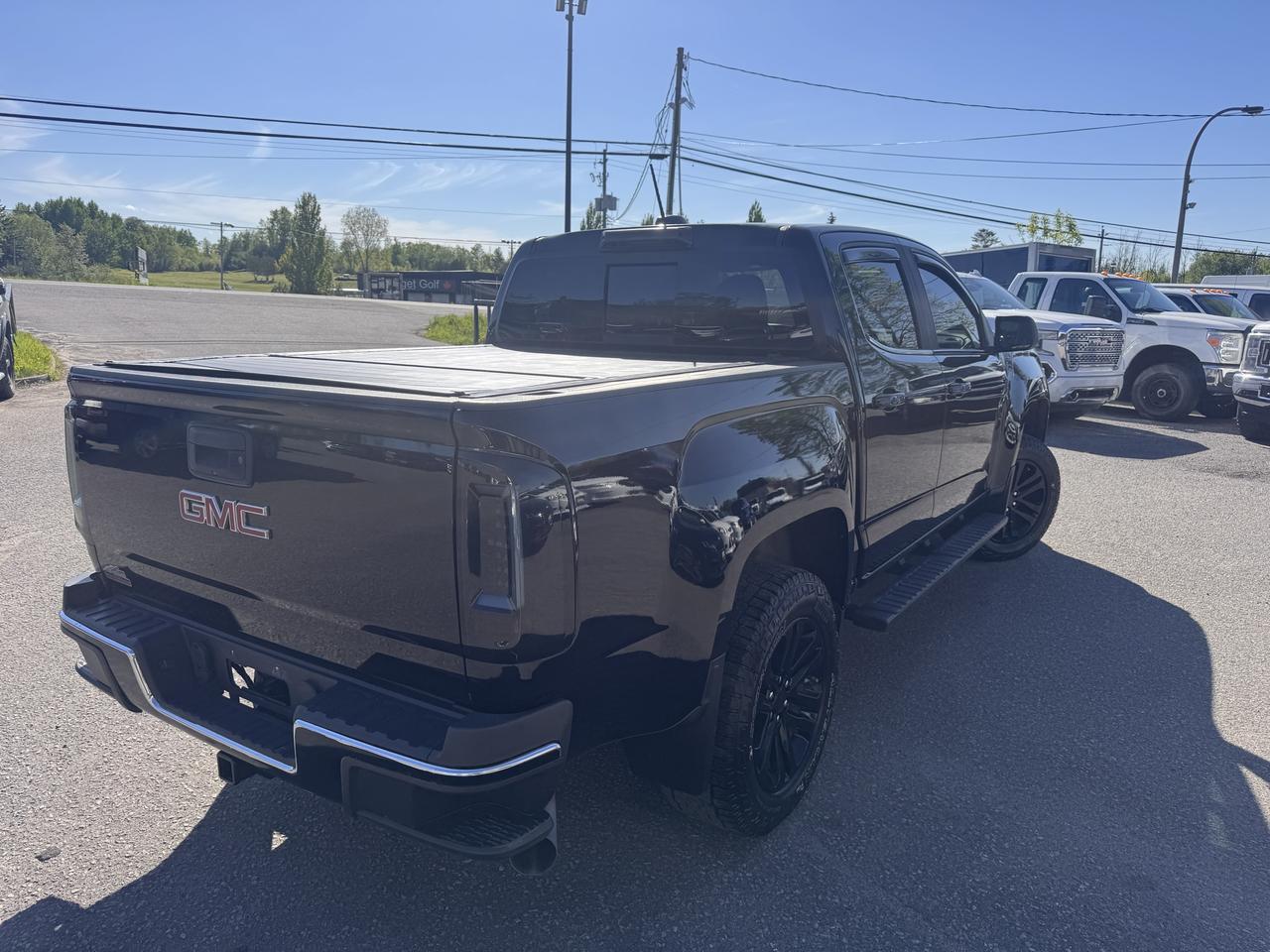 2017 GMC Canyon 4WD SLT Photo