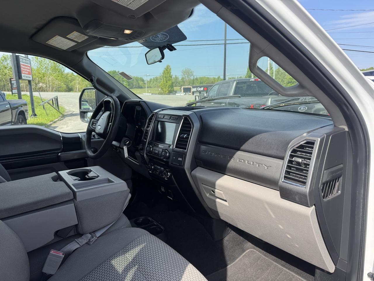 2018 Ford SUPER DUTY F-350 SRW XLT Photo