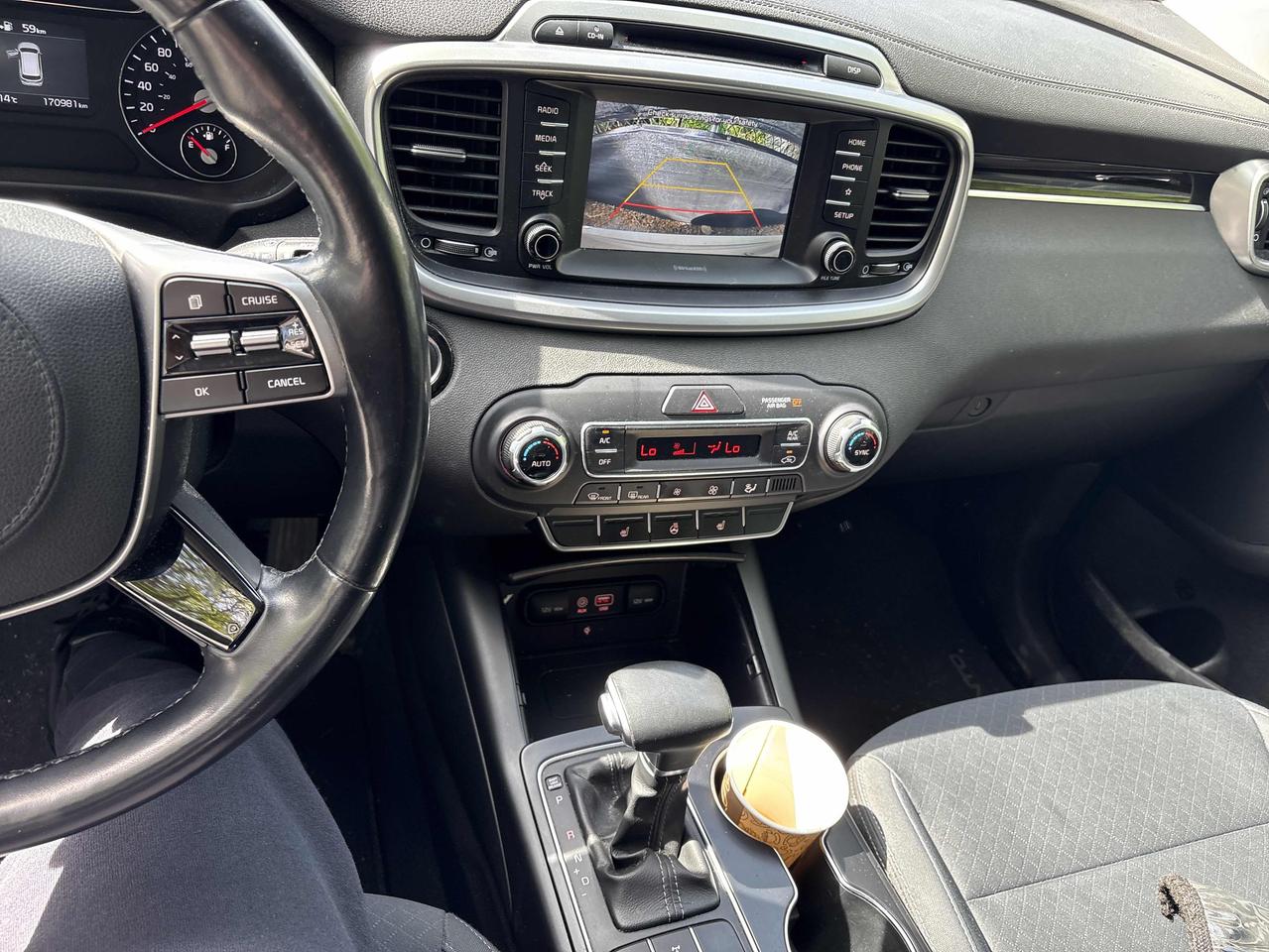 2019 Kia Sorento LX | AWD | 7 Seater | CarPlay | Cam | Alloys ++ Photo3