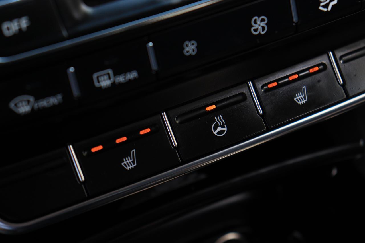 2019 Kia Sorento LX | AWD | 7 Seater | CarPlay | Cam | Alloys ++ Photo26