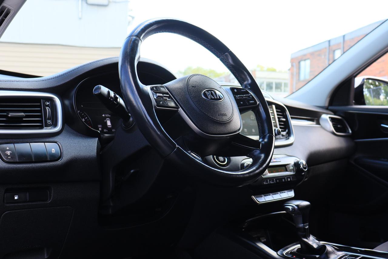 2019 Kia Sorento LX | AWD | 7 Seater | CarPlay | Cam | Alloys ++ Photo72